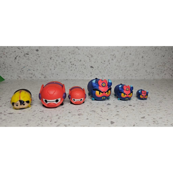 Disney Tsum Tsum Big Hero 6 Lot – Hiro, Baymax, Yokai – 6 Figures - Picture 1 of 3